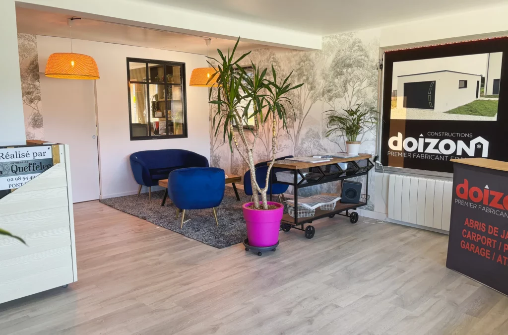 Intérieur du showroom de l'Entreprise Queffelec à Pont-l'Abbé